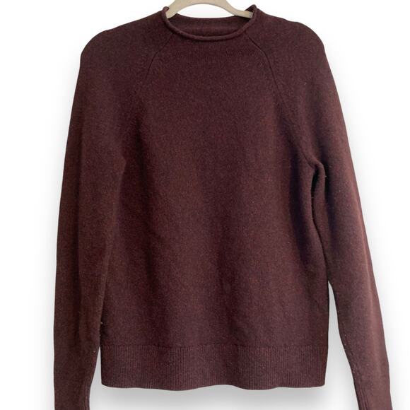 Womens Banana Republic Maroon Heather Moc Neck Recycled Wool Sweater Size Medium - Picture 2 of 16